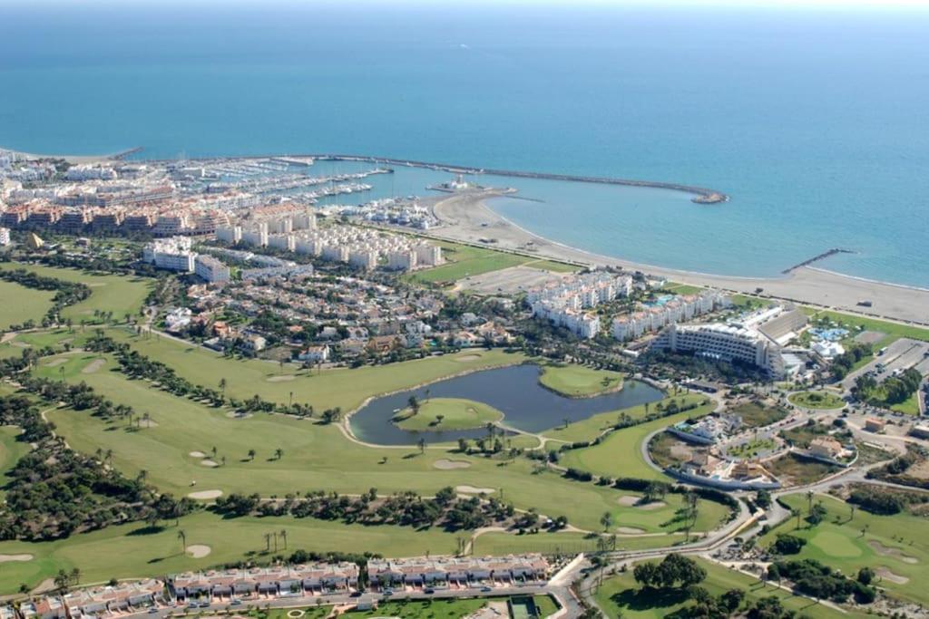 Porto Fino Almerimar Bagian luar foto